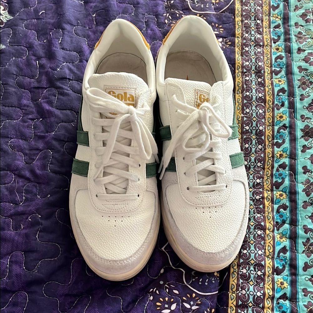 Gola sneakers size 9
